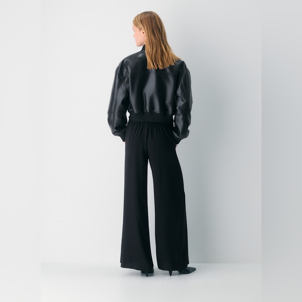 Babaton Parker Palazzo Wide-Leg Pants Black | Minimal Chic | Size S - Picture 4 of 9